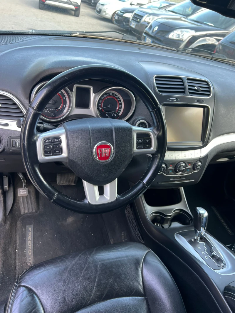 Fiat Freemont 2.0 MJET AUTOMATIC 4X4 7 MESTA, снимка 7 - Автомобили и джипове - 47919683