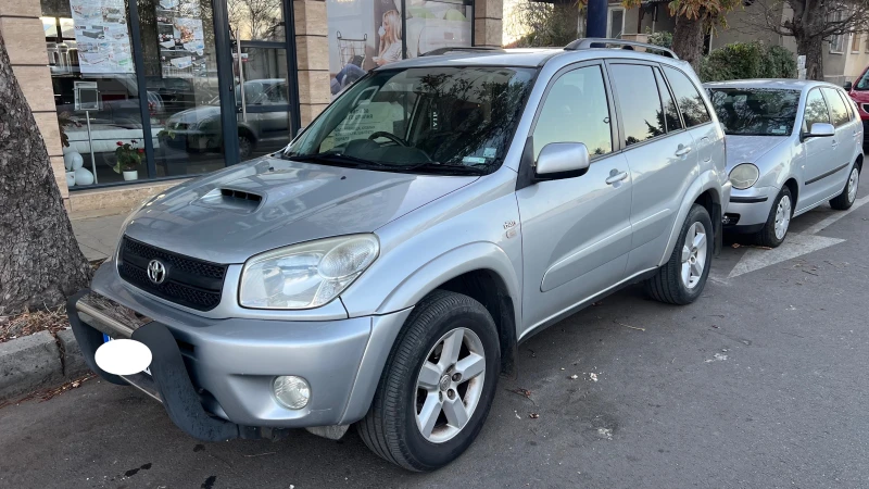 Toyota Rav4, снимка 5 - Автомобили и джипове - 48090527