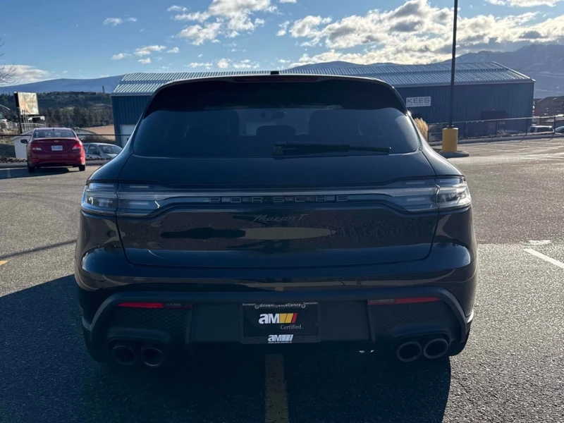 Porsche Macan * T AWD * CARFAX * БЕЗ ПЪРВОНАЧАЛНА ВНОСКА, снимка 4 - Автомобили и джипове - 53056984