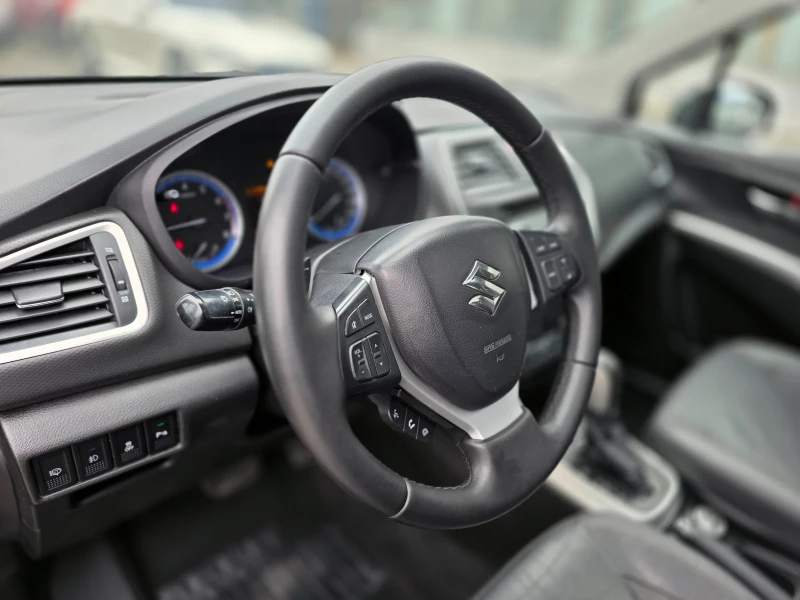 Suzuki SX4 S-Cross 1.6i 120k.c 4x4 ITALIA EURO 6B UNIKAT , снимка 8 - Автомобили и джипове - 53279251