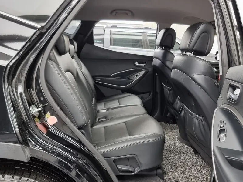 Hyundai Santa fe 2.0, снимка 12 - Автомобили и джипове - 54255450