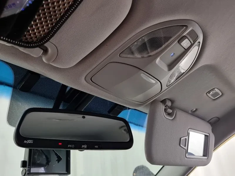 Hyundai Santa fe 2.0, снимка 17 - Автомобили и джипове - 54255450