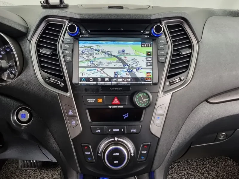 Hyundai Santa fe 2.0, снимка 14 - Автомобили и джипове - 54255450