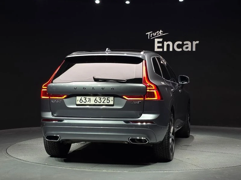 Volvo XC60 D5 Inscription| 235к.с.| ВКЛ.ТЕХНОТЕСТ, снимка 4 - Автомобили и джипове - 55171514