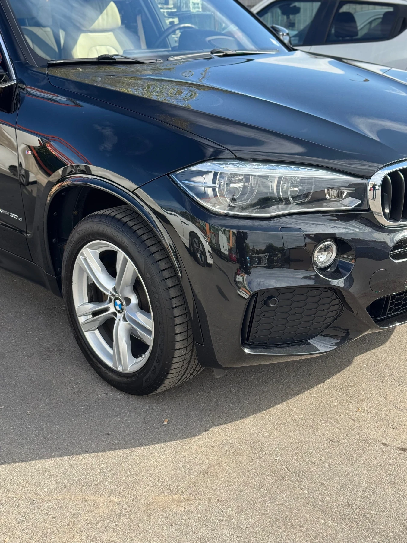 BMW X5 xDrive30d M Sport Package - изображение 2