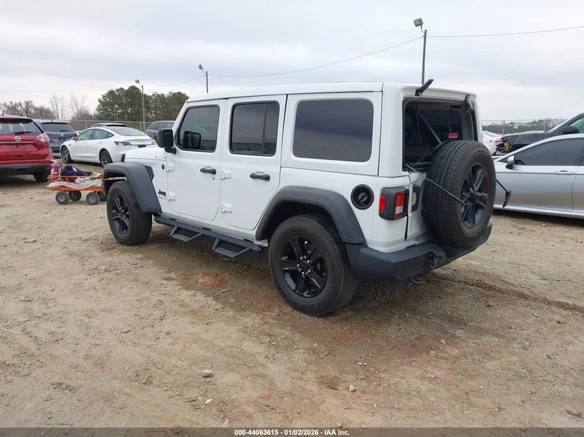 Jeep Wrangler 3.6l 4-Door Sport Altitude 4X4, снимка 3 - Автомобили и джипове - 53863144
