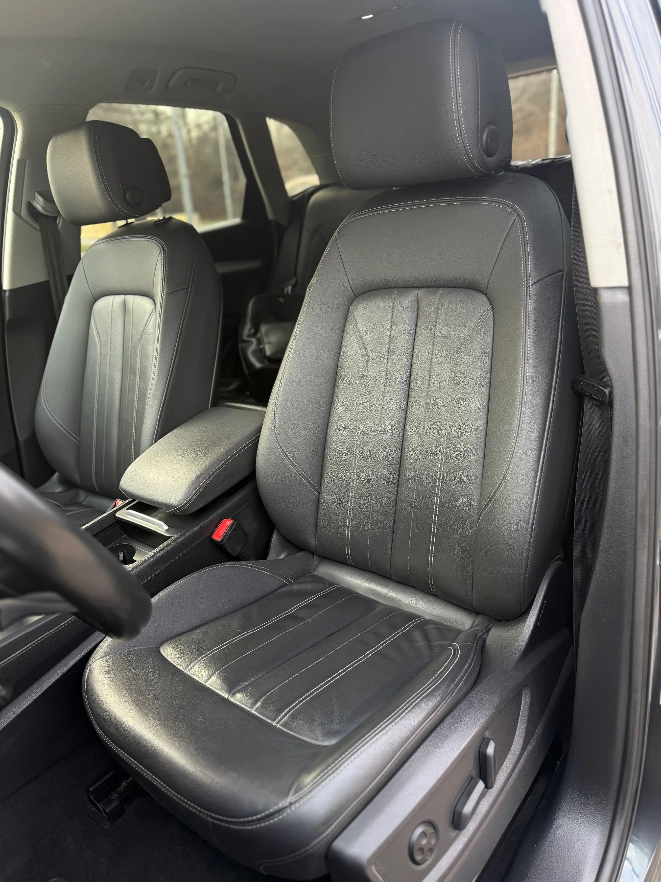 Audi Q5 45 TFSI QUATTRO , снимка 14 - Автомобили и джипове - 53880453