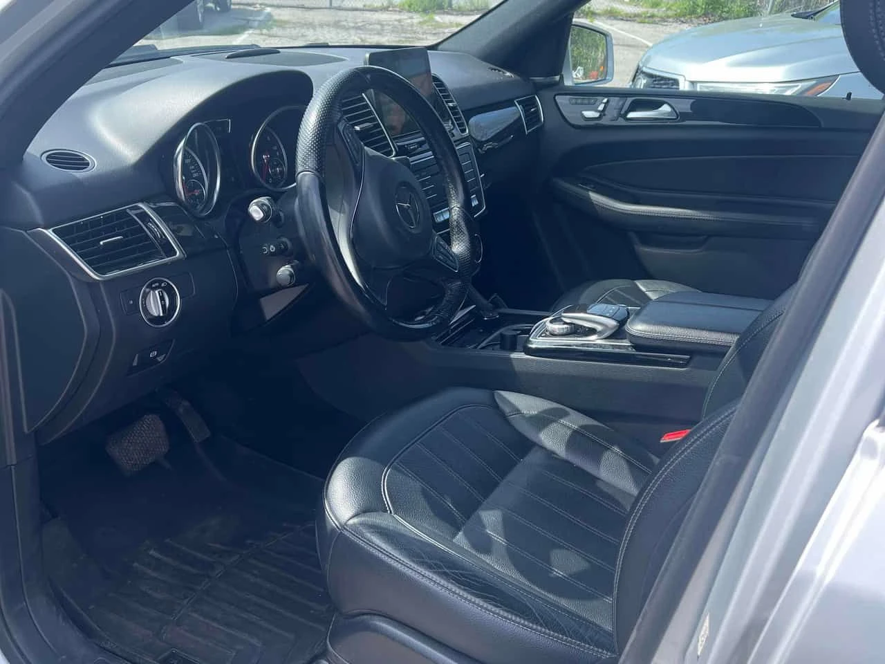 Mercedes-Benz GLE 350 | DISTRONIC | HARMAN KARDON | 360 | CARFAX | , снимка 5 - Автомобили и джипове - 54754864