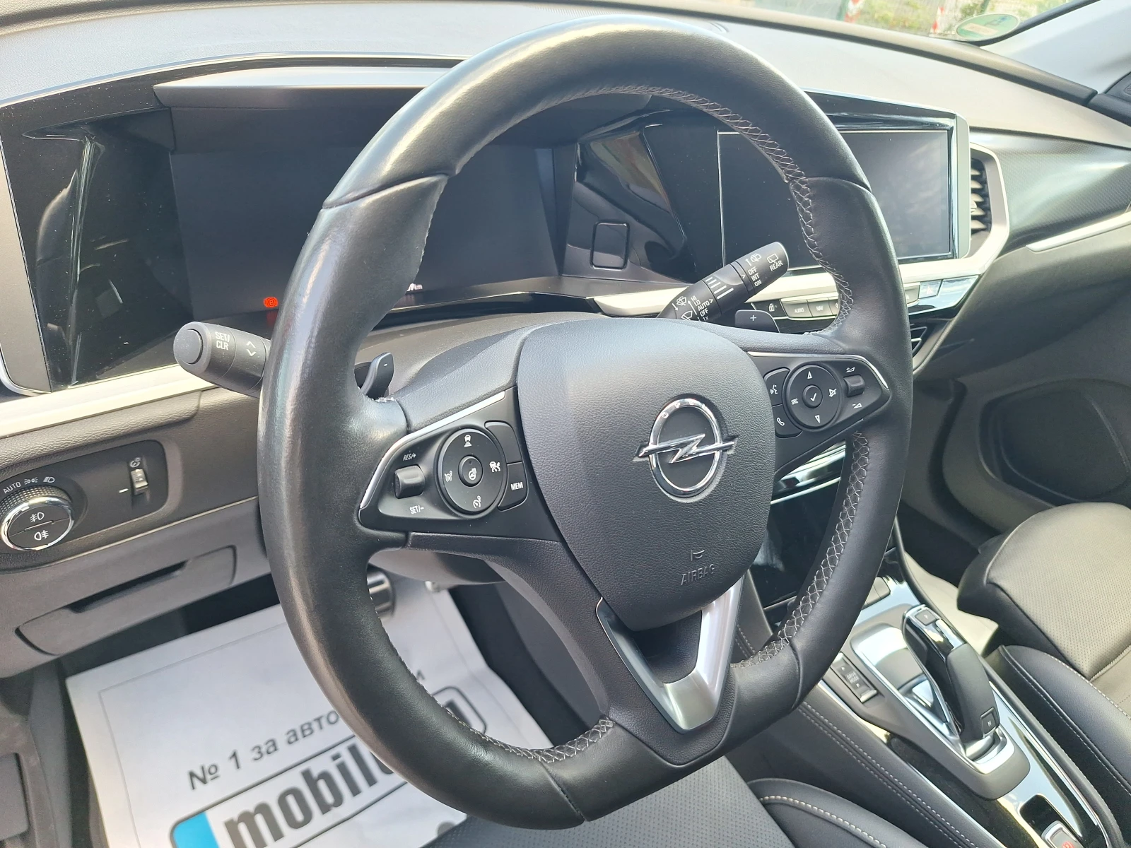 Opel Grandland 1.5 131 Ks Koja Navi Distronik Full!, снимка 14 - Автомобили и джипове - 55276698