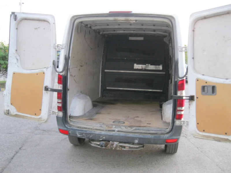 Mercedes-Benz Sprinter 210, снимка 9 - Бусове и автобуси - 51800315
