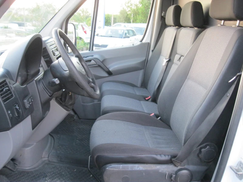 Mercedes-Benz Sprinter 210, снимка 14 - Бусове и автобуси - 51800315