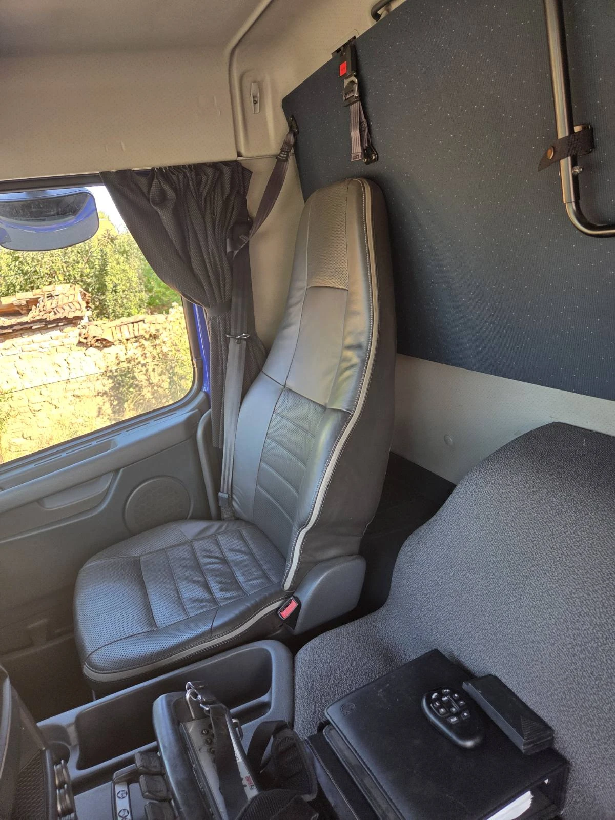 Volvo Fm 1833, снимка 12 - Камиони - 55837400