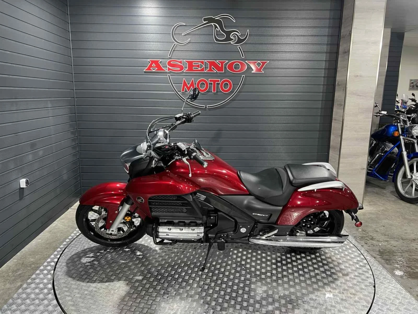 Honda F6 NEW VALKYRIE  | Mobile.bg   1