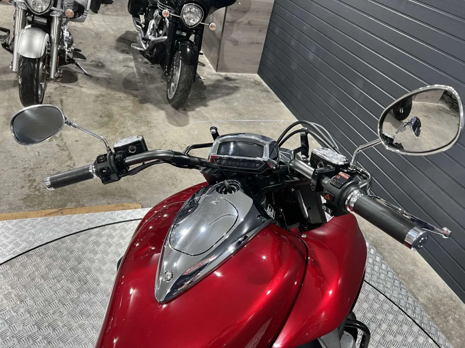 Honda F6 NEW VALKYRIE  | Mobile.bg   12