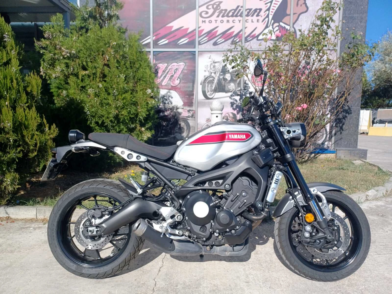 Yamaha XSR900
