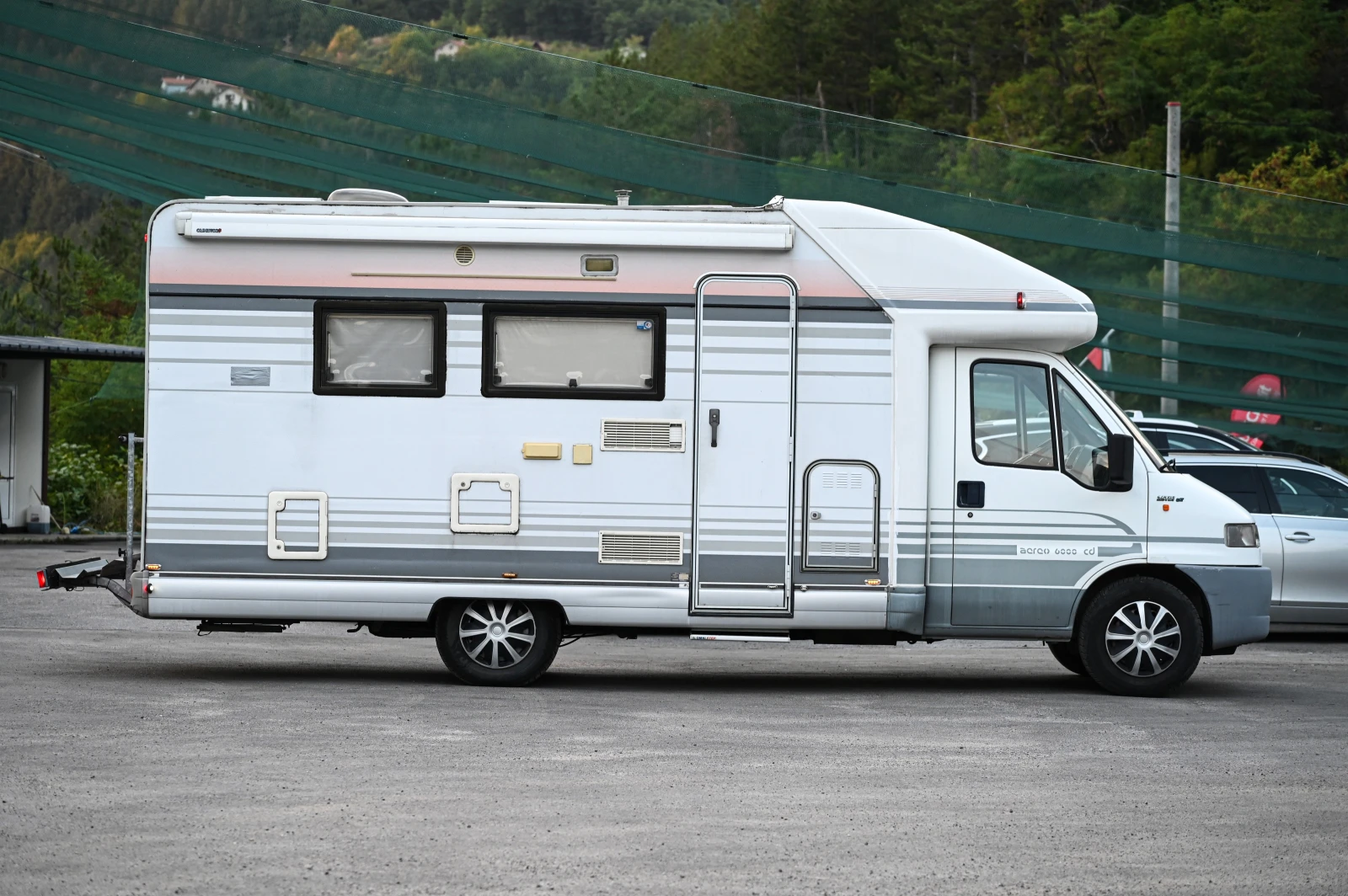 Кемпер Benimar Fiat Ducato 2.5TDI, снимка 6 - Каравани и кемпери - 55725665