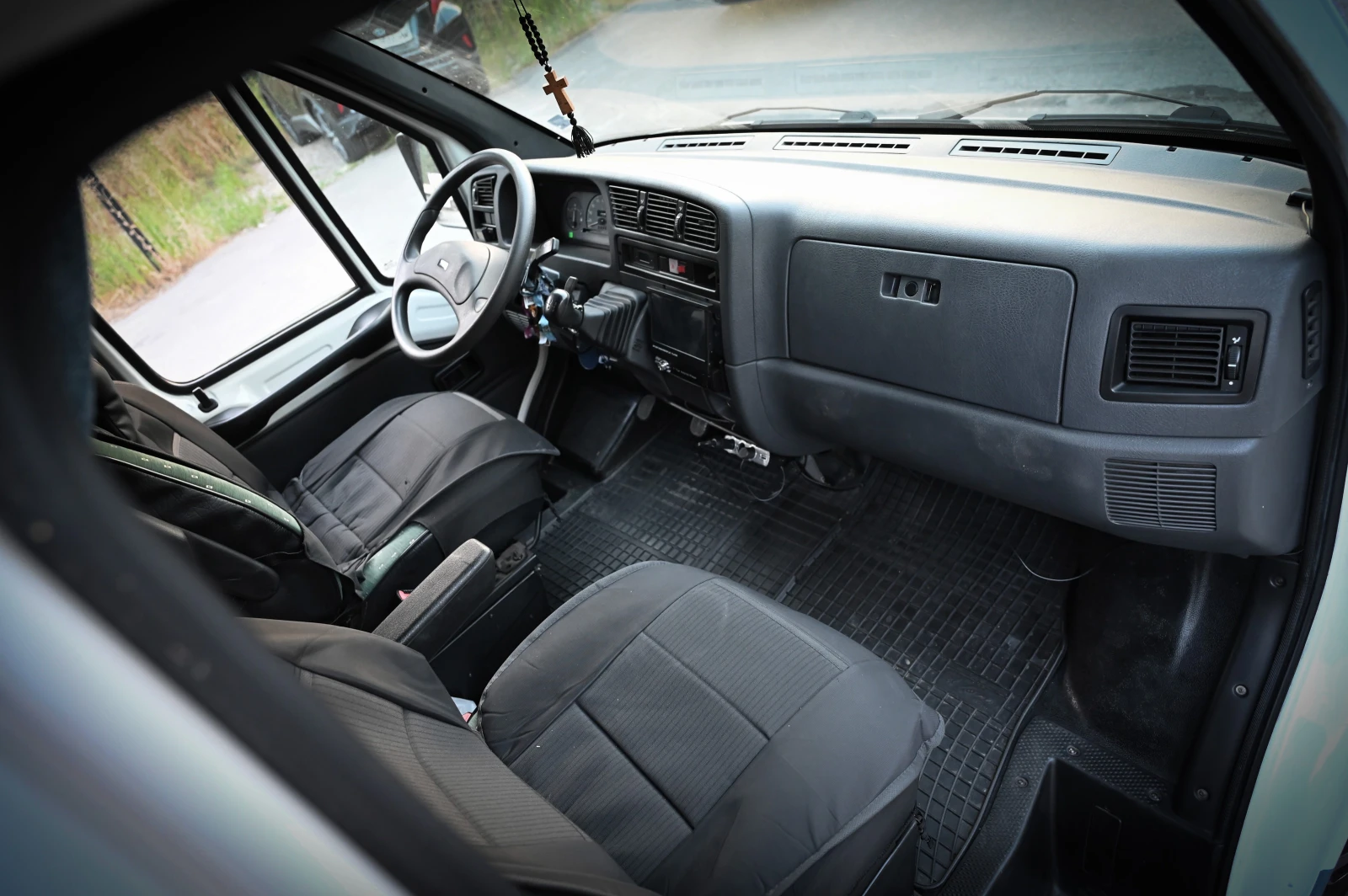 Кемпер Benimar Fiat Ducato 2.5TDI, снимка 13 - Каравани и кемпери - 55725665