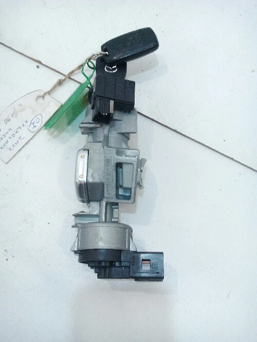 Контактен ключ Мазда 3 1.6 бензин