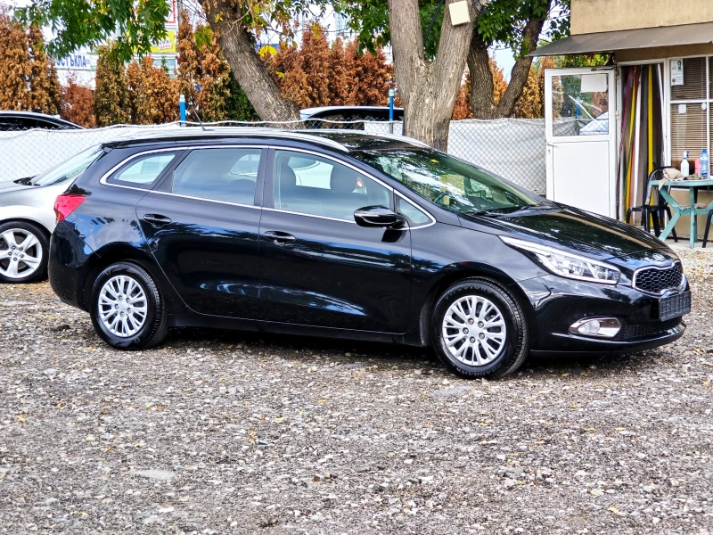 Kia Ceed 1.6-Навигация, снимка 9 - Автомобили и джипове - 47297337