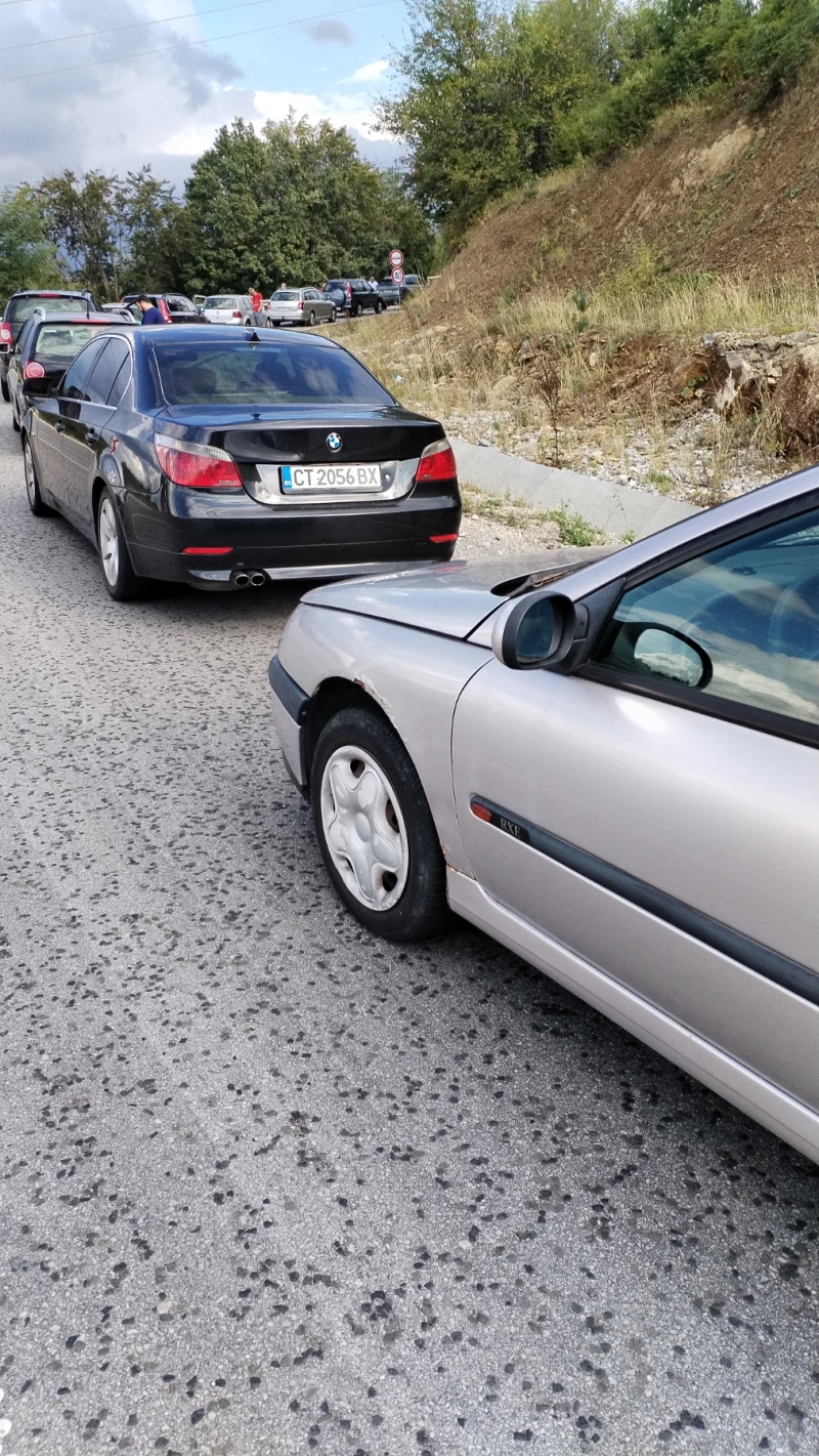 Renault Laguna, снимка 4 - Автомобили и джипове - 48831753