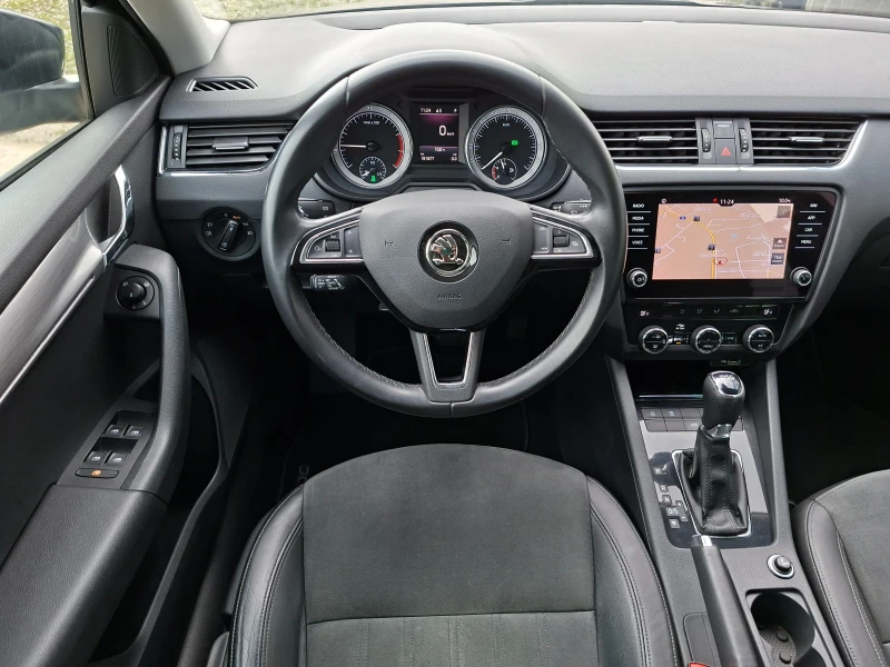 Skoda Octavia 1.5i G-TEC-LED-DSG, снимка 9 - Автомобили и джипове - 51914815