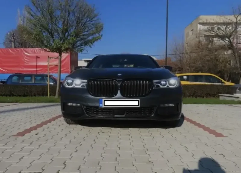 BMW 750 xDrive, MSport, LaserLight, Carbone