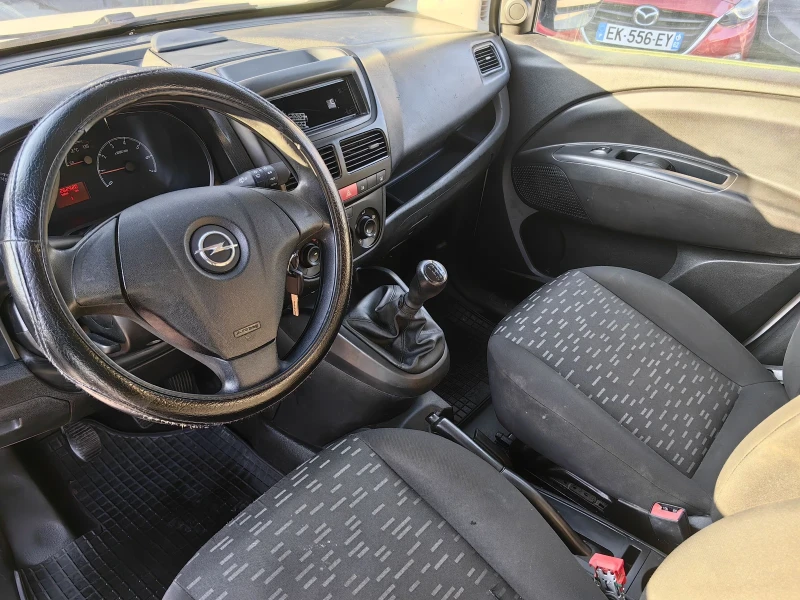 Opel Combo 1.3* НОВ ВНОС* КЛИМАТИК, снимка 5 - Автомобили и джипове - 52531266