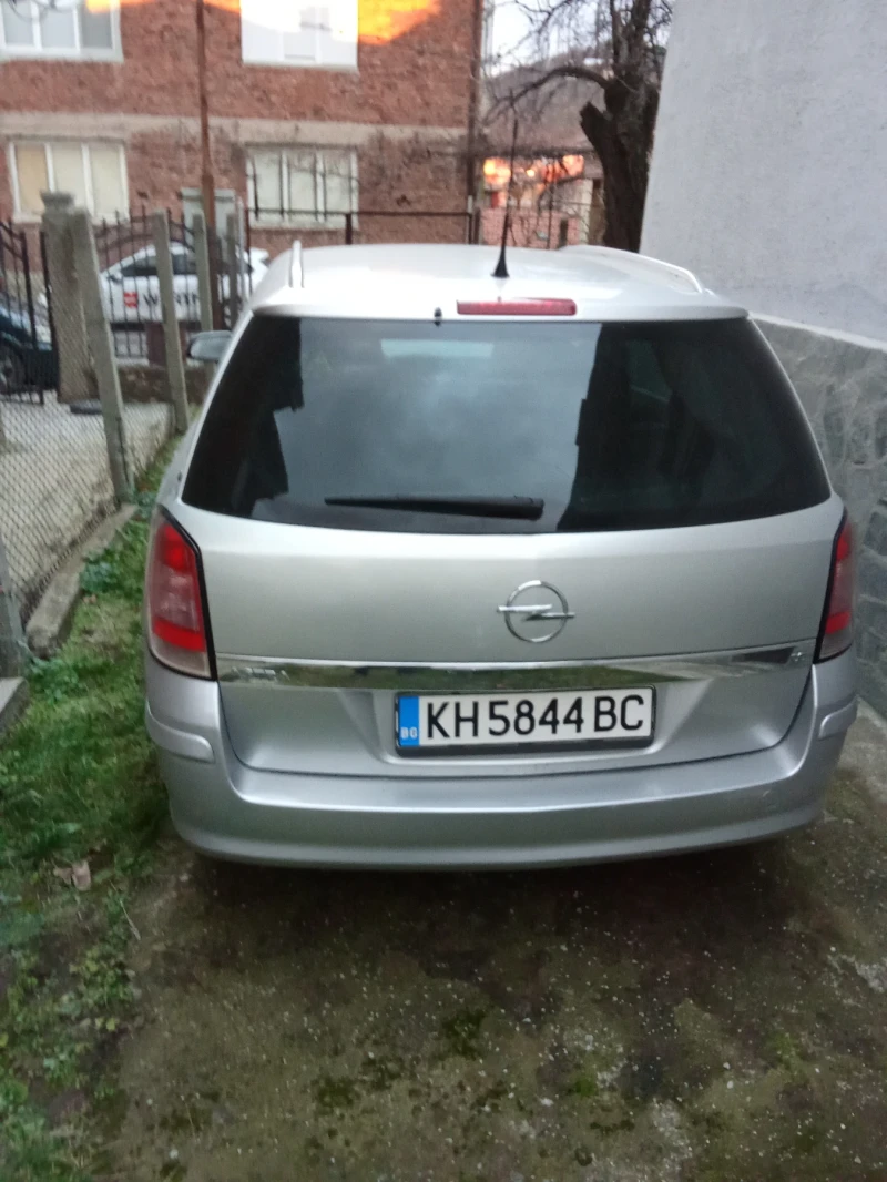Opel Astra 1, 6, снимка 5 - Автомобили и джипове - 52939691