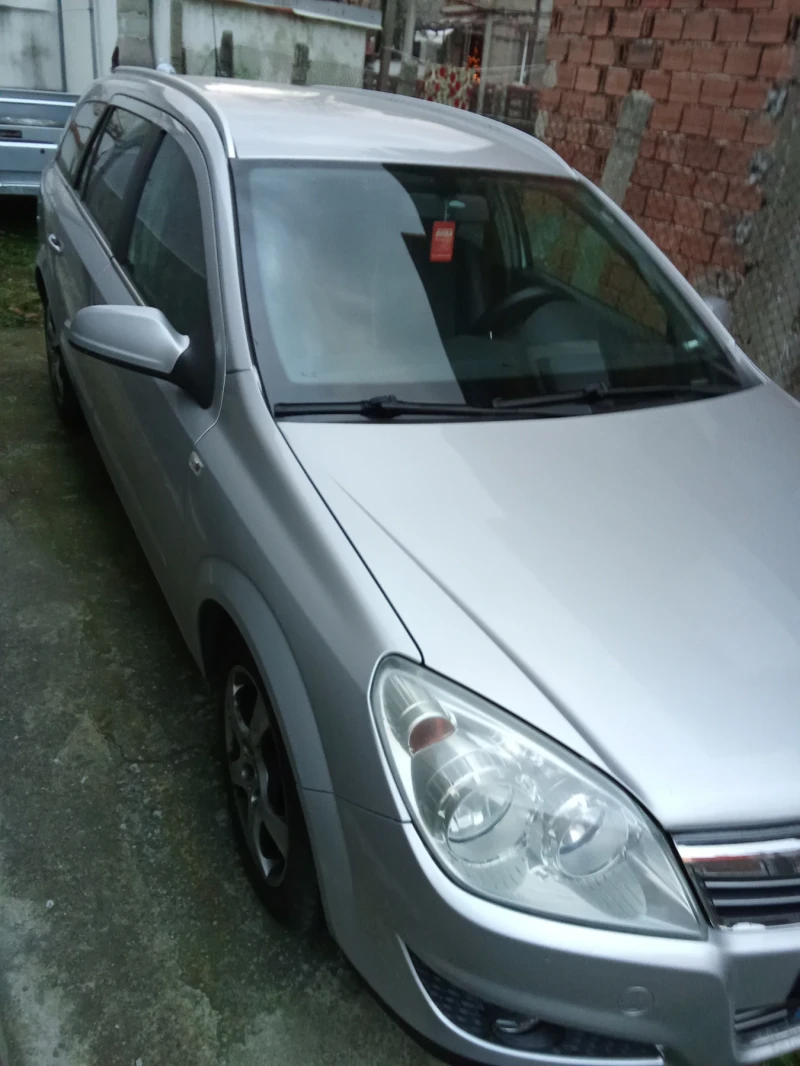 Opel Astra 1, 6, снимка 4 - Автомобили и джипове - 52939691