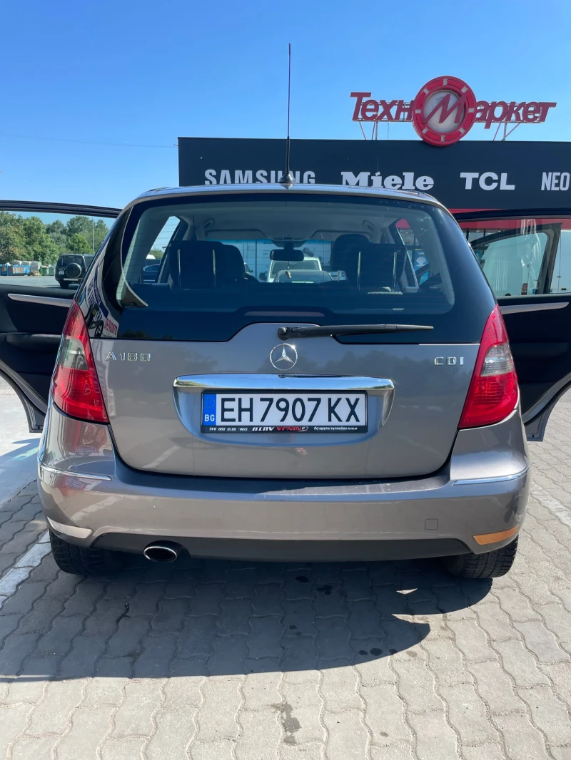 Mercedes-Benz A 180 A klassa, снимка 2 - Автомобили и джипове - 53090790