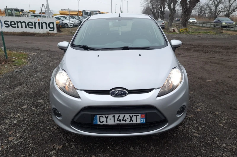 Ford Fiesta 1.4 TDCI, снимка 2 - Автомобили и джипове - 53233751