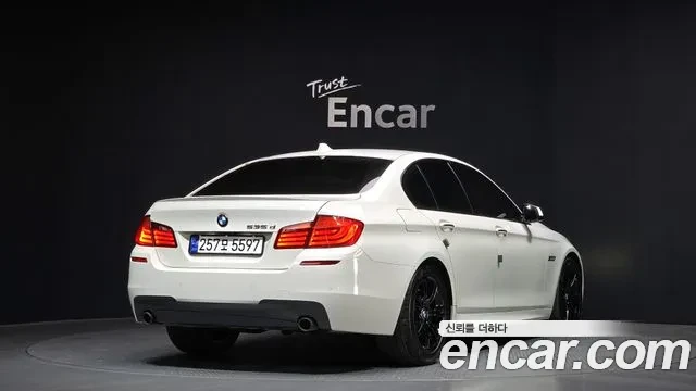 BMW 535 5 Series (F10) 535d - изображение 2