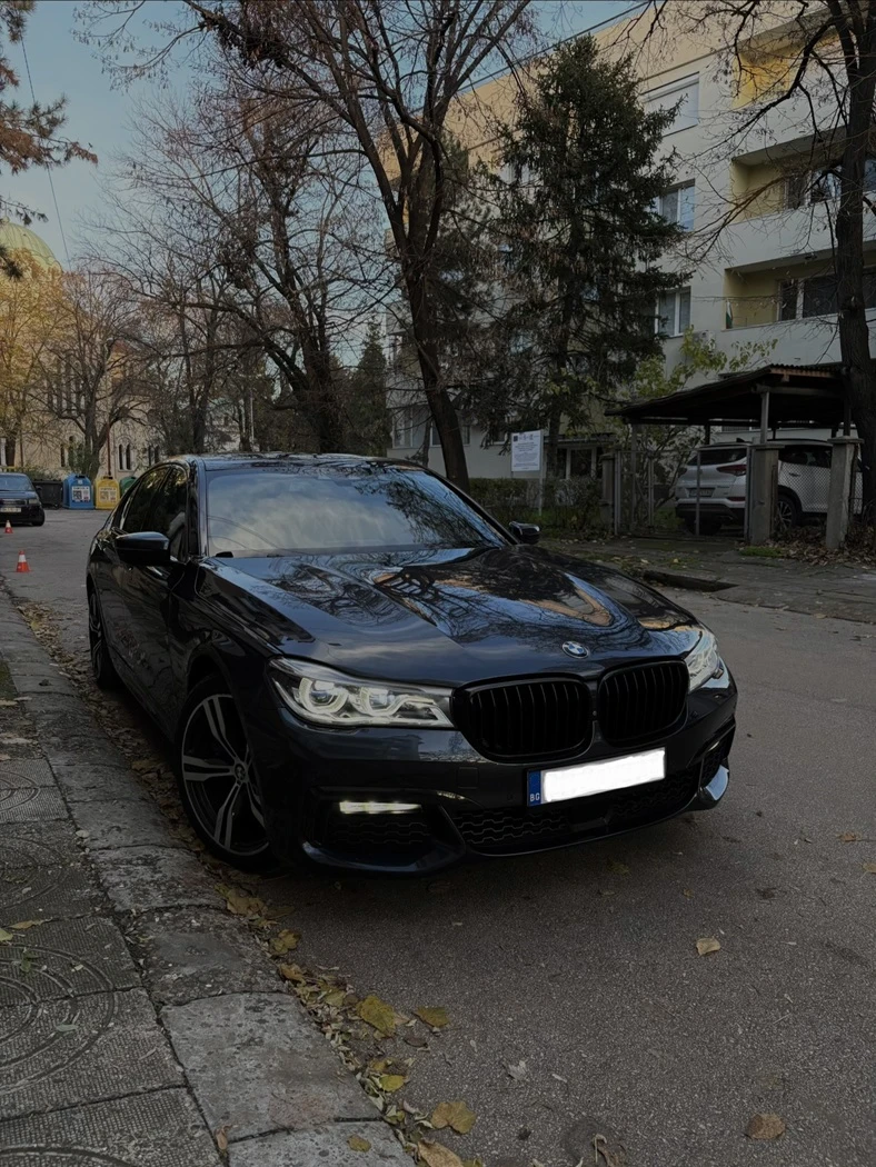 BMW 750 xDrive, MSport, LaserLight, Carbone
