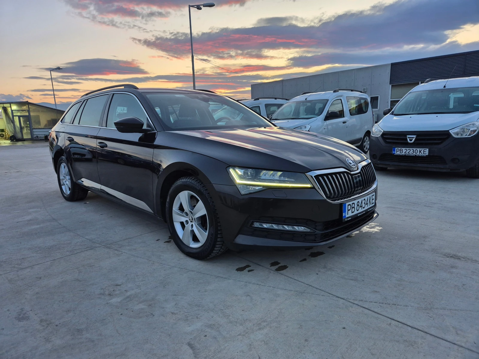 Skoda Superb 4Х4 -А/Т -190кс - изображение 7