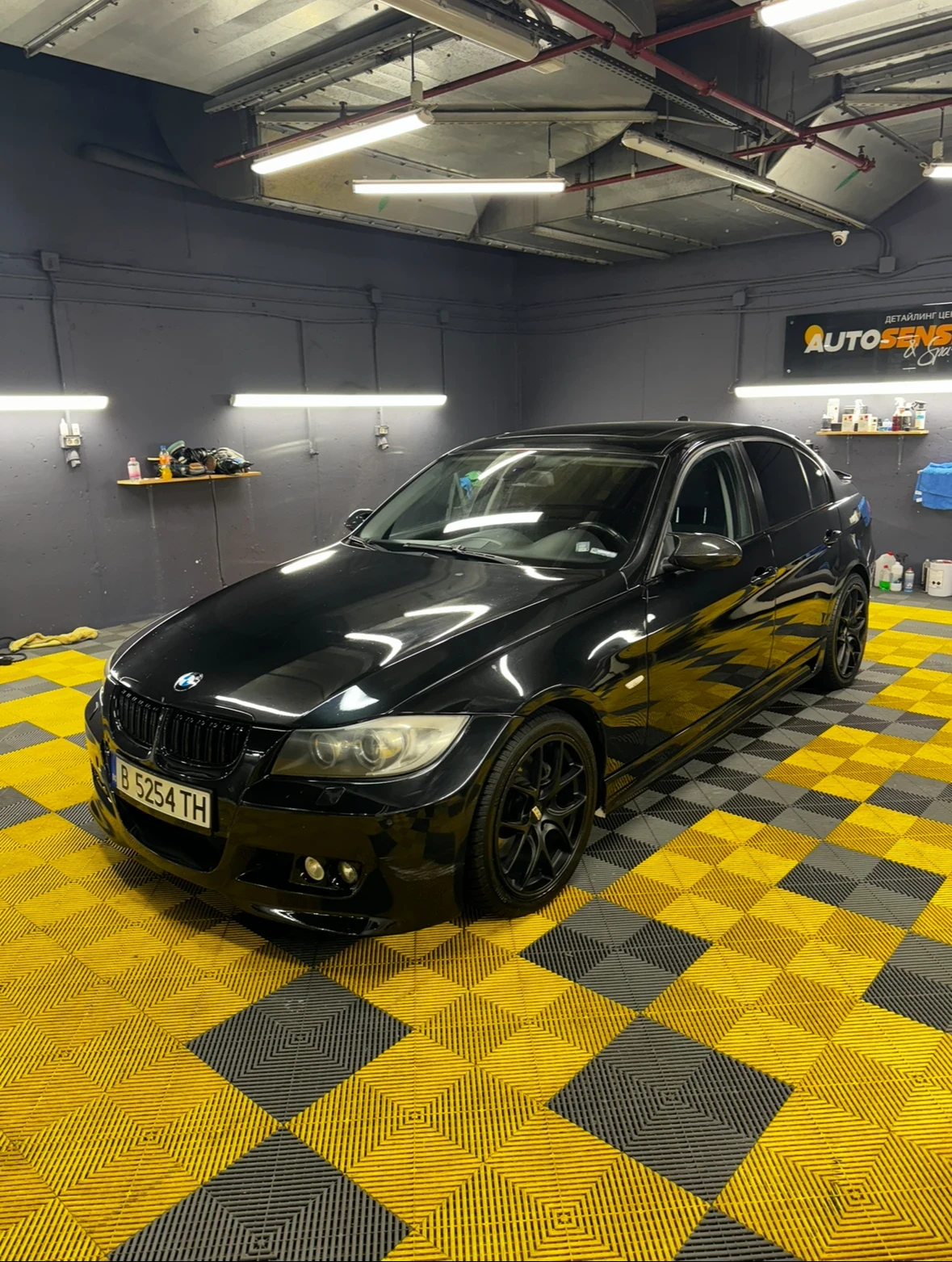 BMW 330 330d - изображение 2
