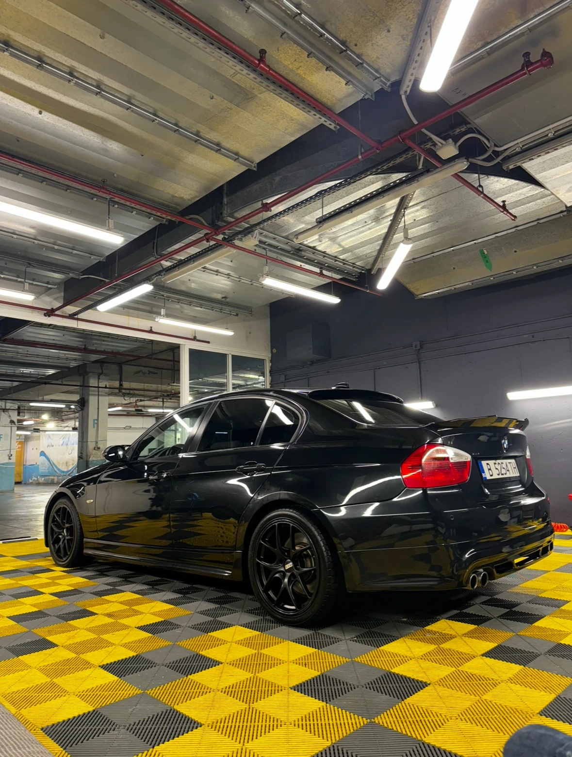 BMW 330 330d - изображение 6