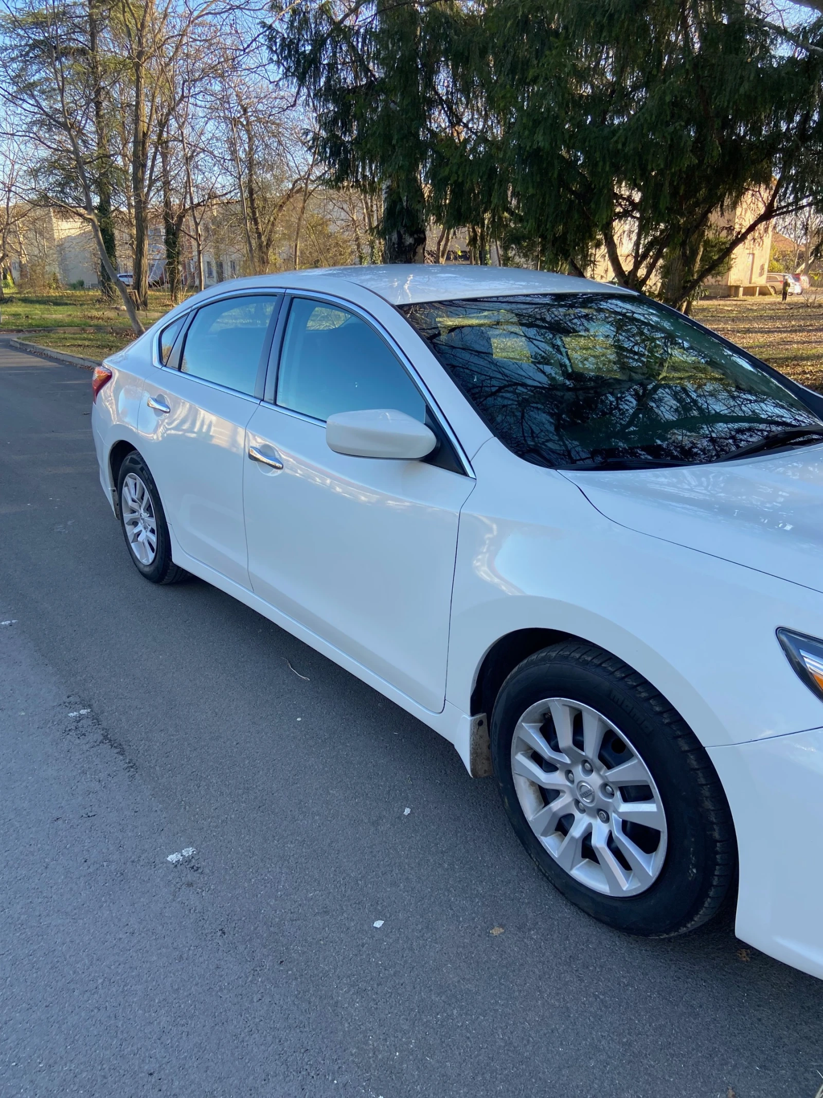 Nissan Altima  - изображение 6