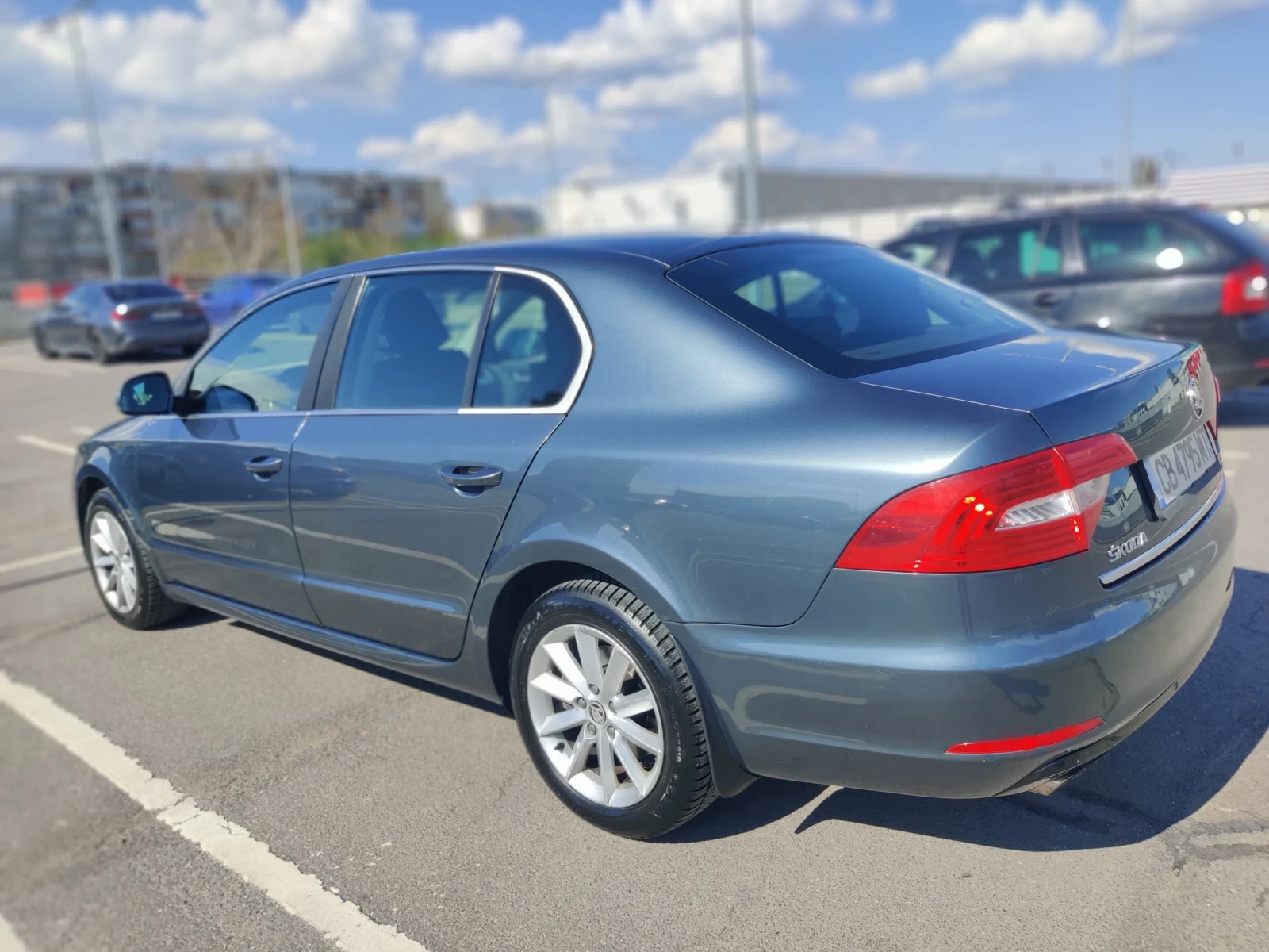 Skoda Superb 2.0TDI, 170HP, 4х4, 6DSG, пълна сервизна история в - изображение 2
