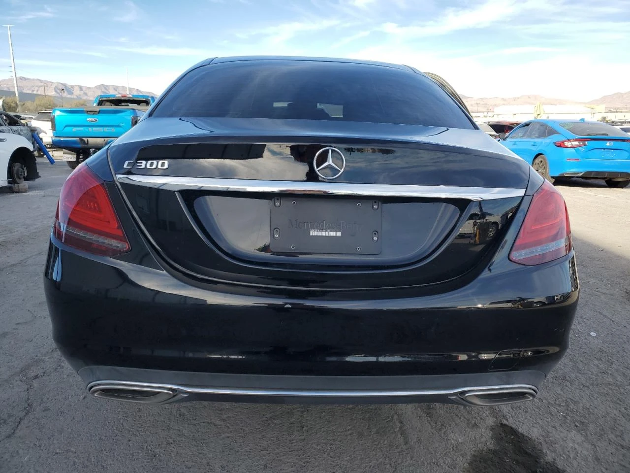 Mercedes-Benz C 300 360* Distronic* Шибидах*  - изображение 5