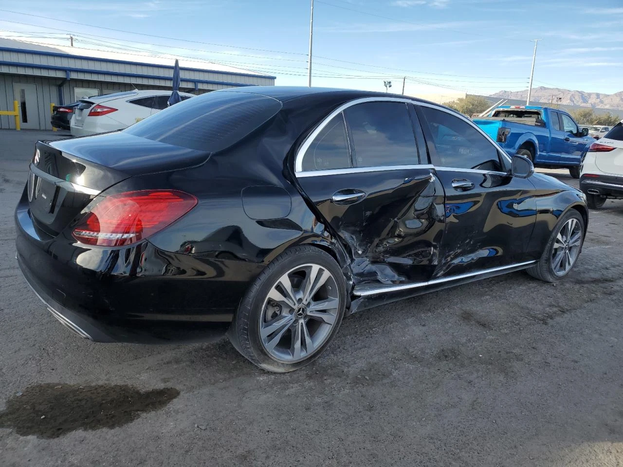 Mercedes-Benz C 300 360* Distronic* Шибидах*  - изображение 6
