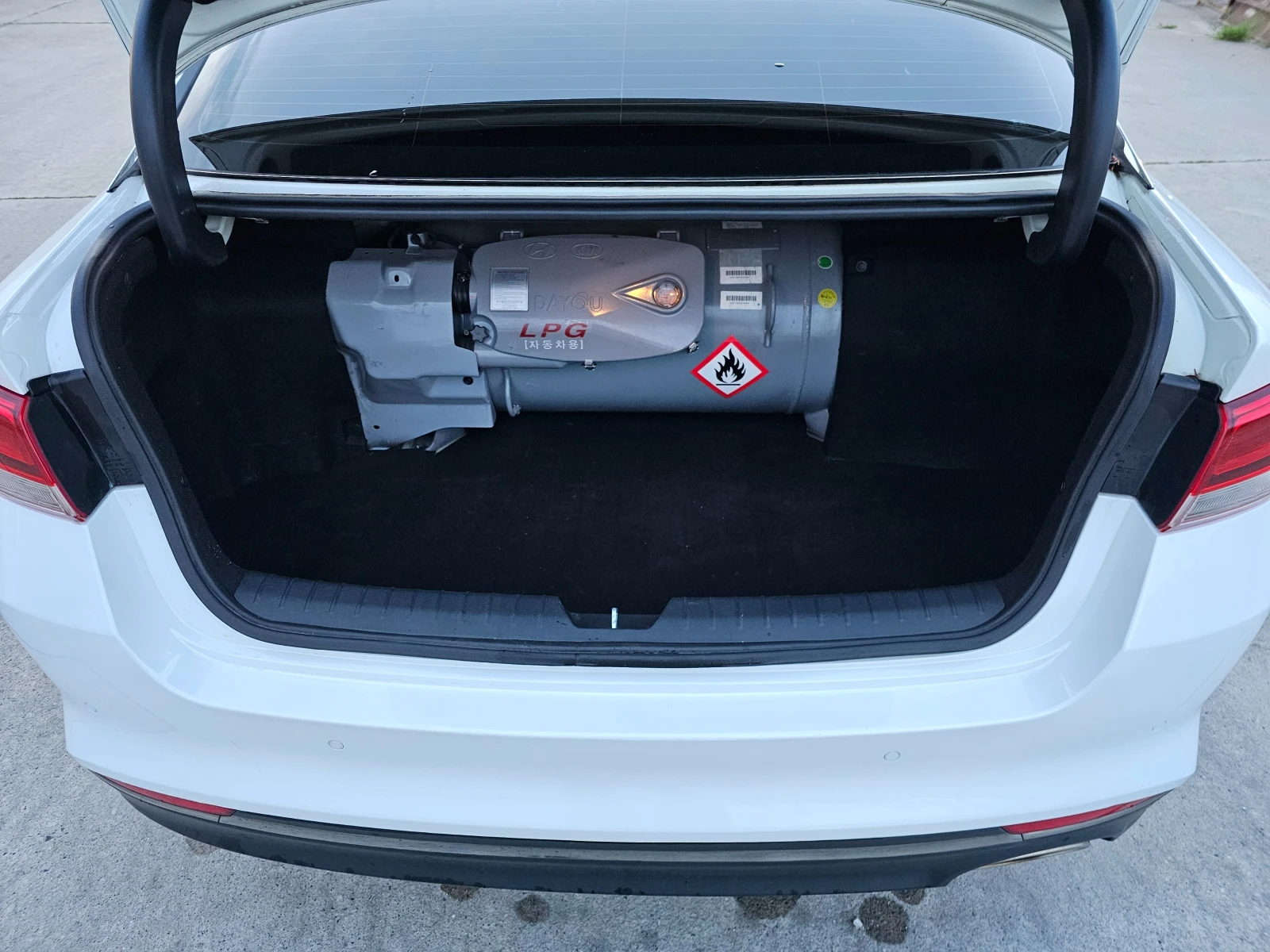 Kia K5 2.0 LPI, Keyless, подгрев на волан и седалки - изображение 6
