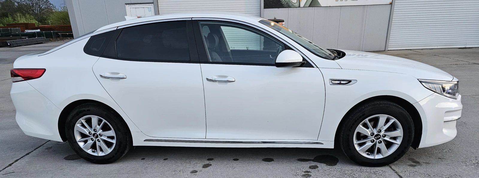 Kia K5 2.0 LPI, Keyless, подгрев на волан и седалки - изображение 4