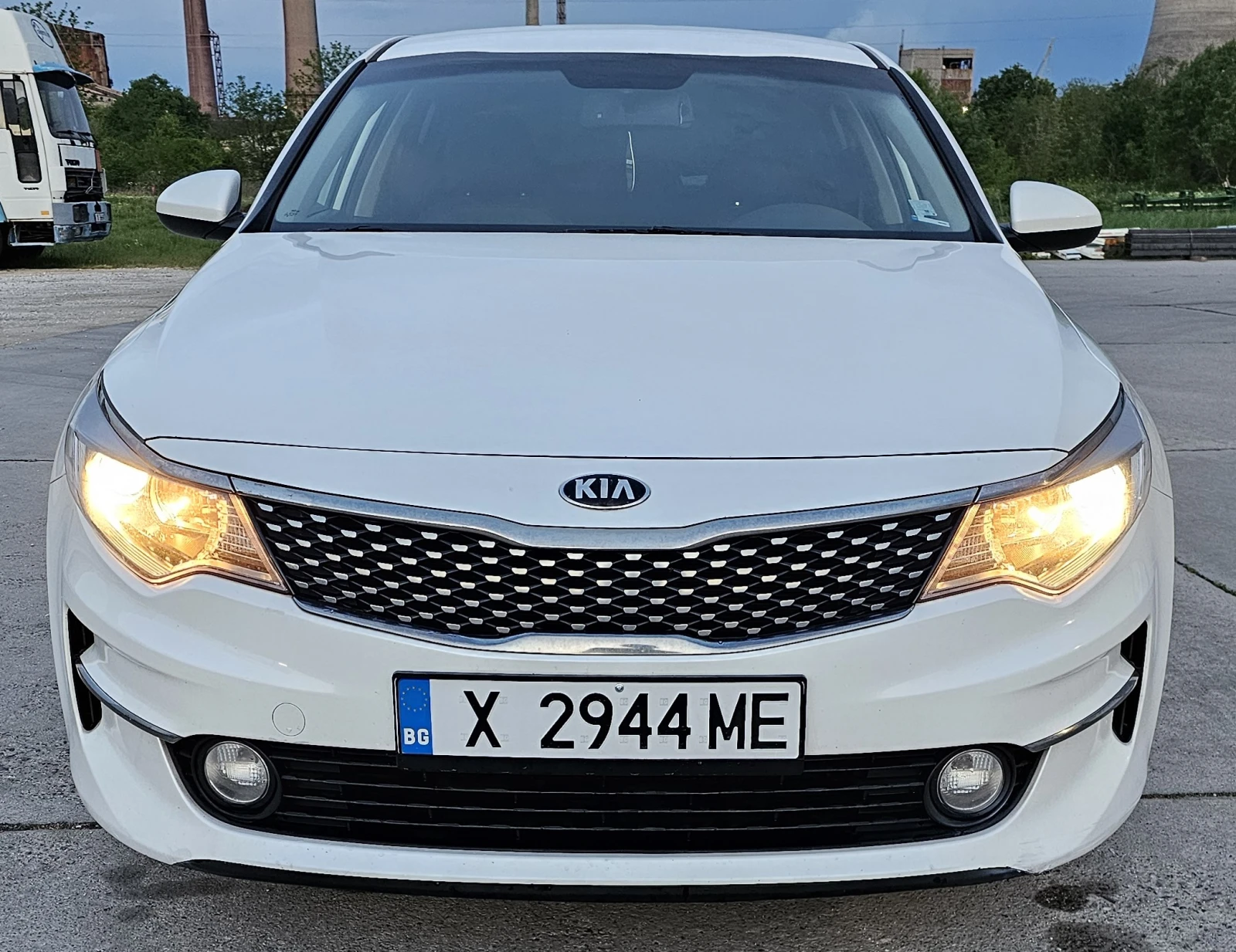 Kia K5 2.0 LPI, Keyless, подгрев на волан и седалки | Mobile.bg — изображение 13