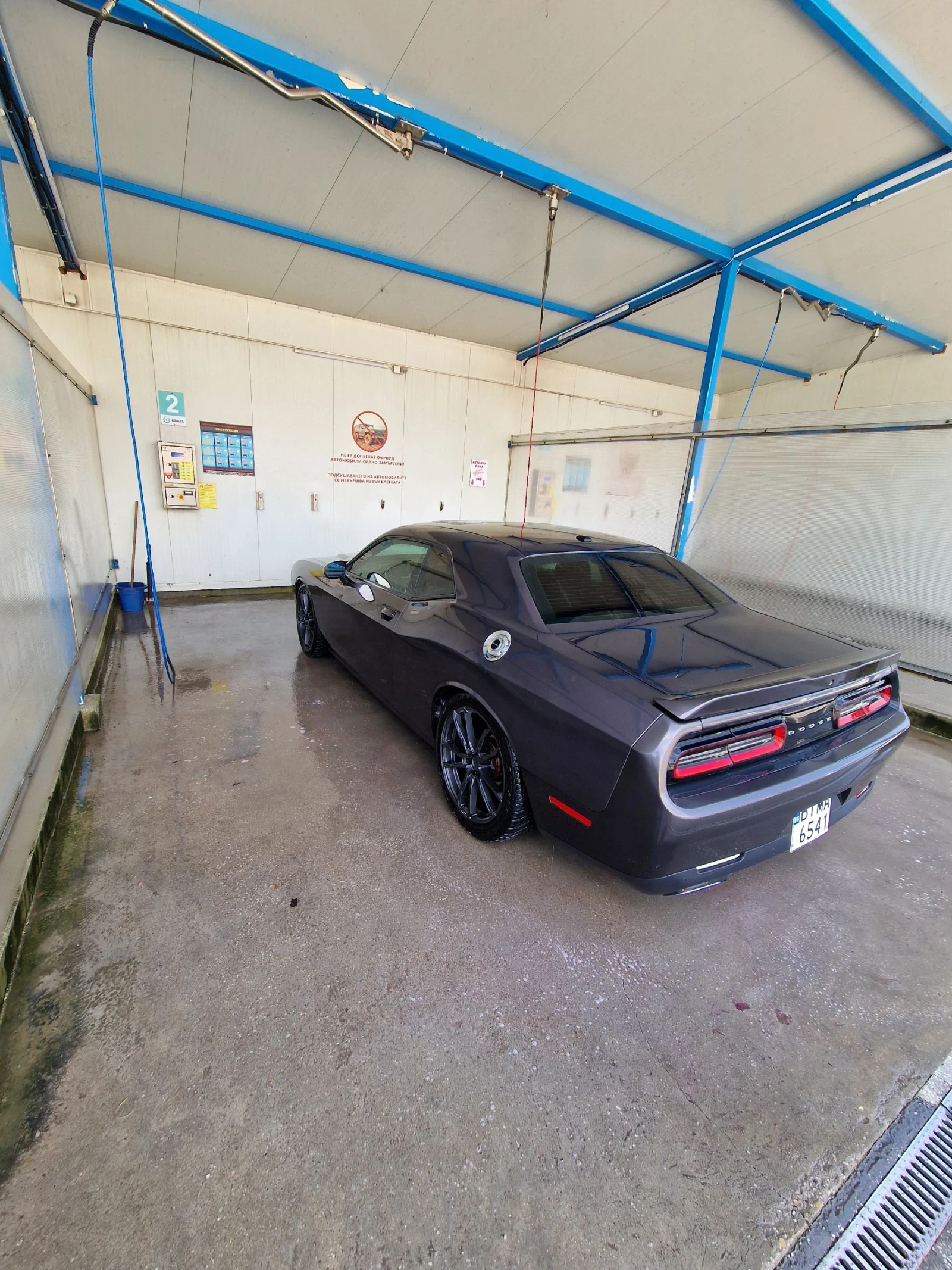 Dodge Challenger 5.7 - изображение 4