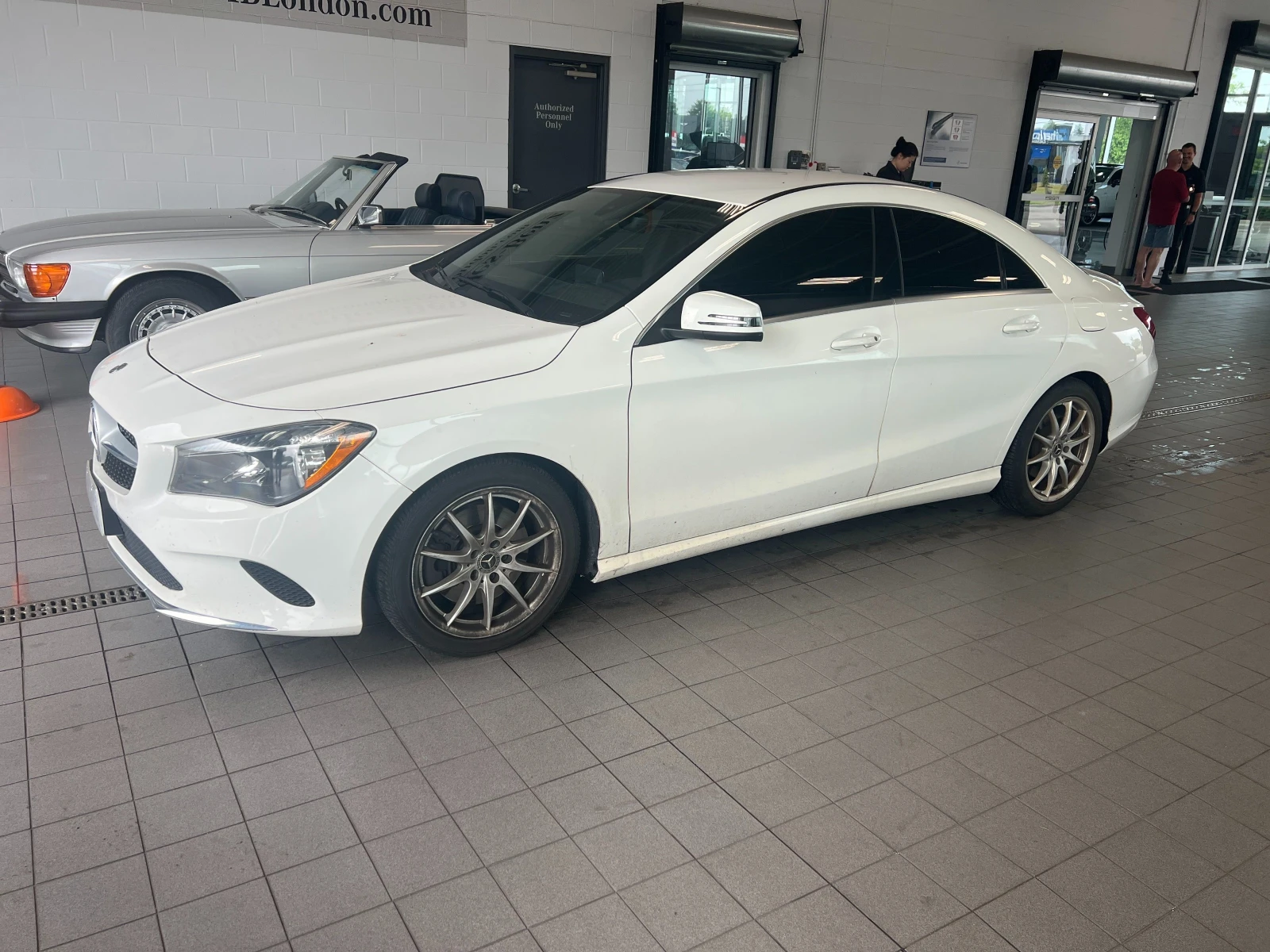 Mercedes-Benz CLA 250 * ЦЕНА ДО БЪЛГАРИЯ* (CARFAX) - изображение 2