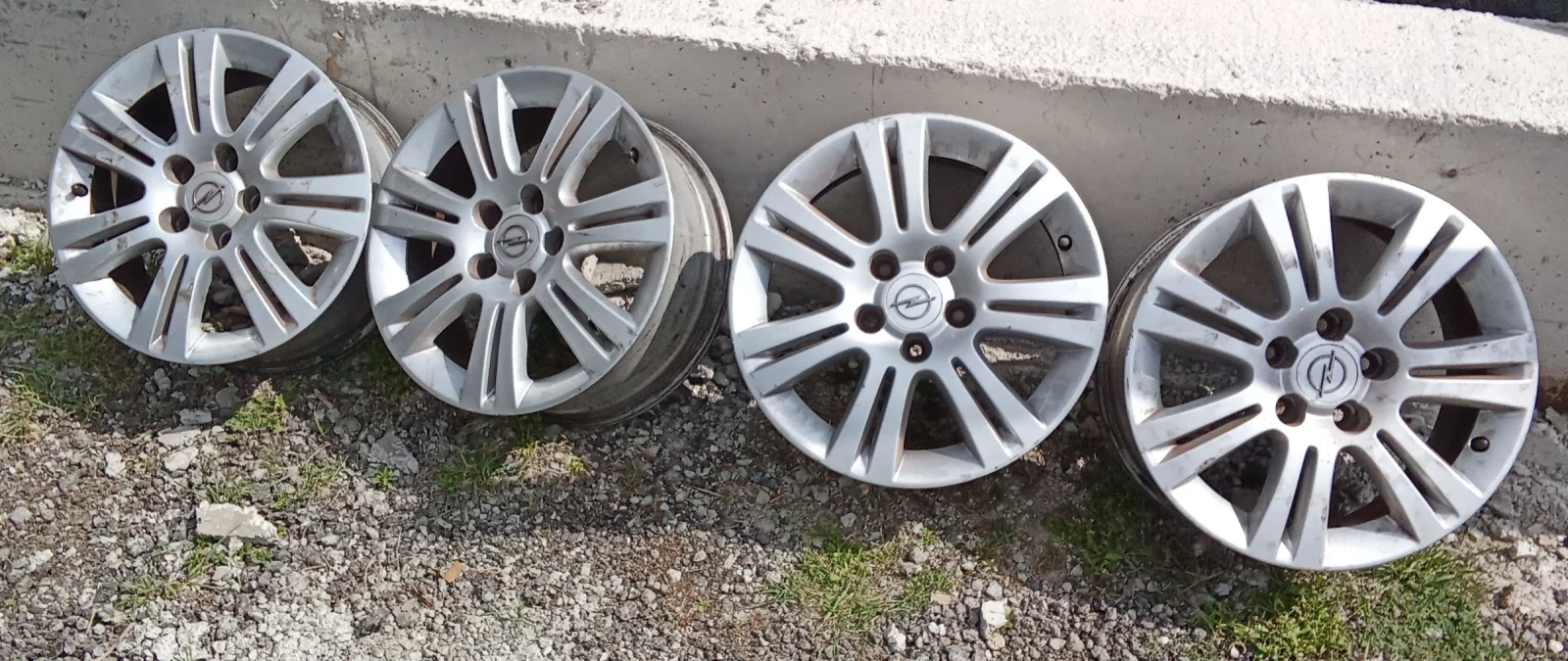 Opel Astra 1, 6, снимка 10 - Автомобили и джипове - 52939691