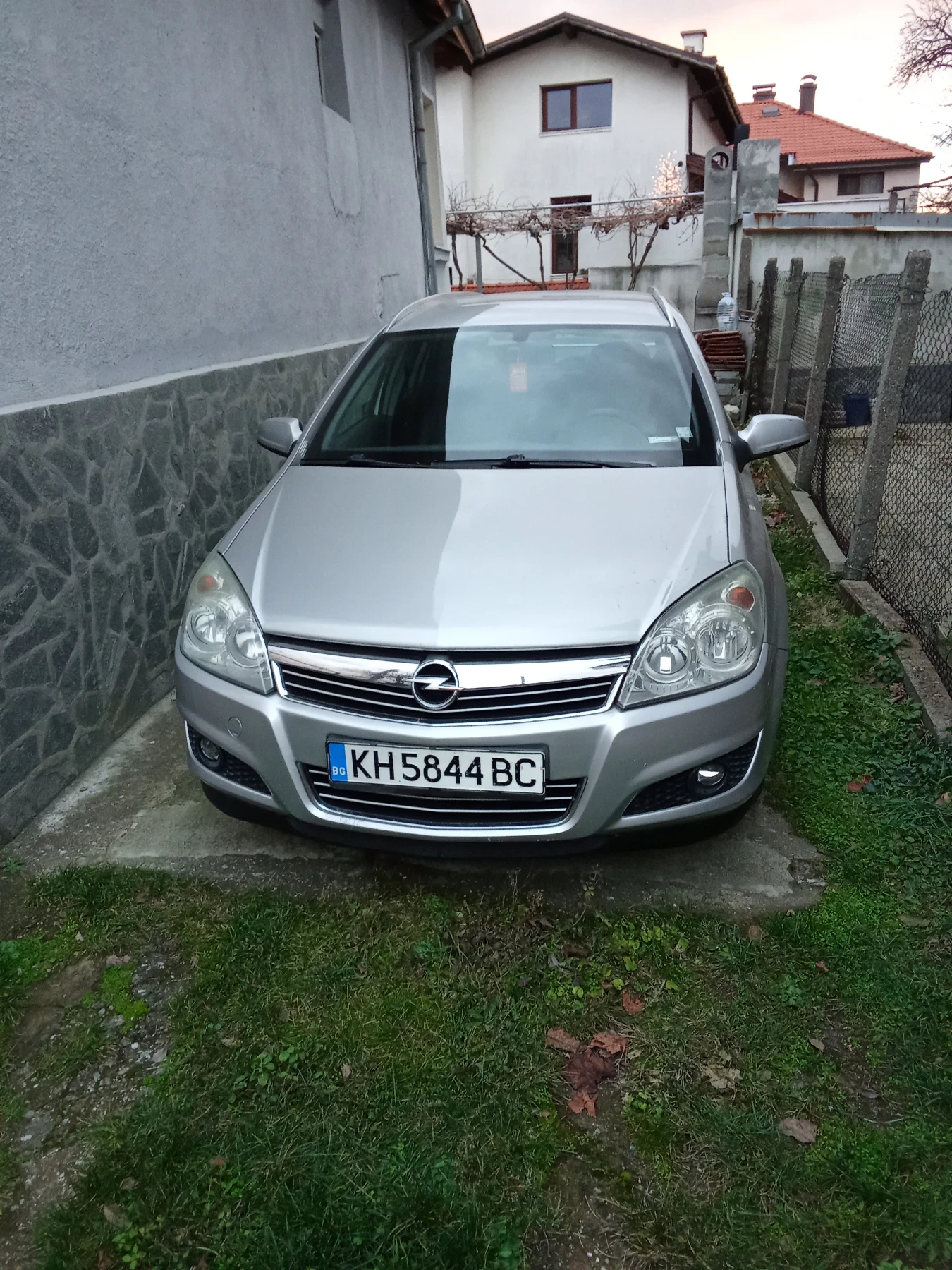 Opel Astra 1, 6 | Mobile.bg � ����������� 1