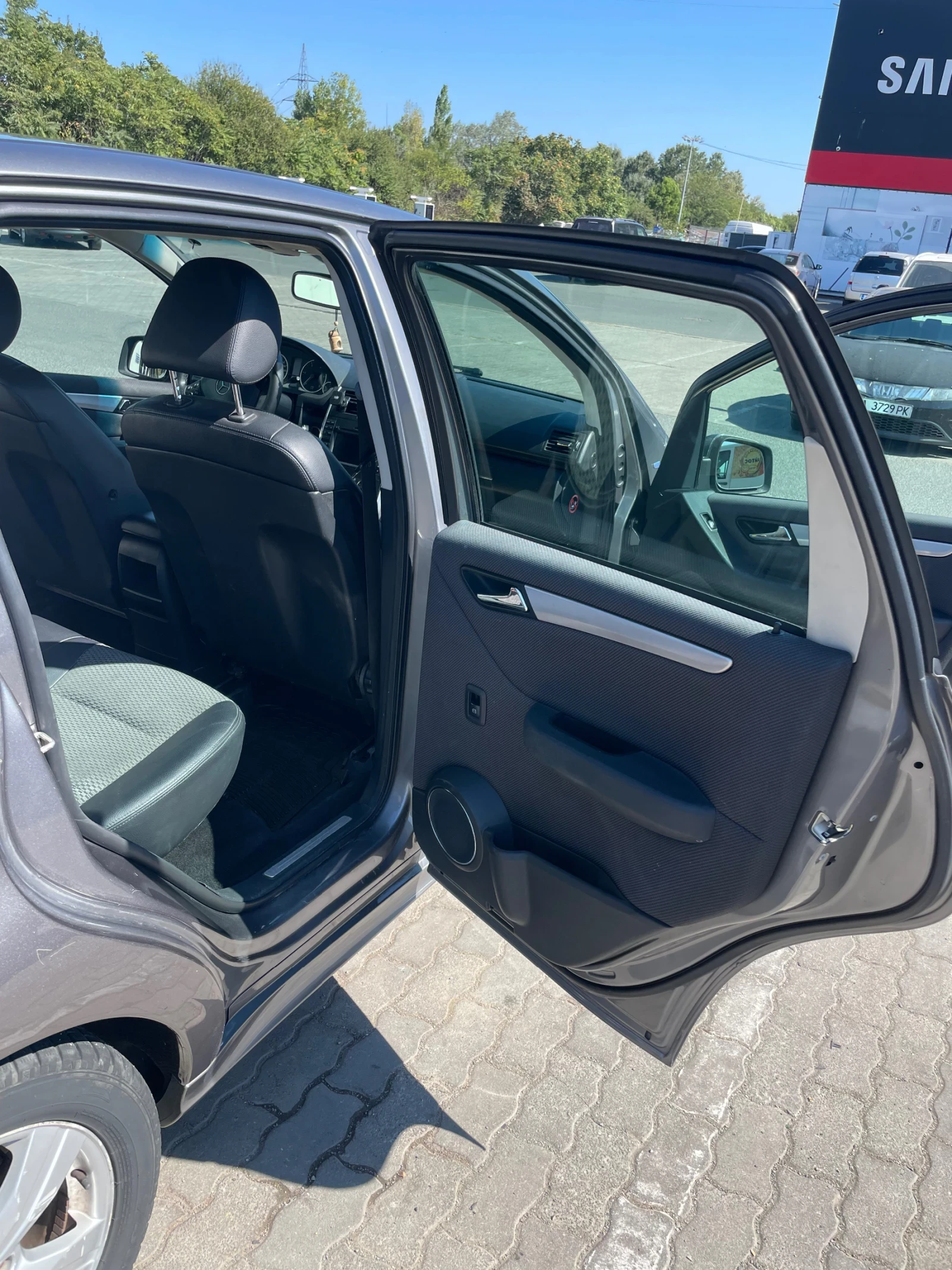 Mercedes-Benz A 180 A klassa - изображение 8