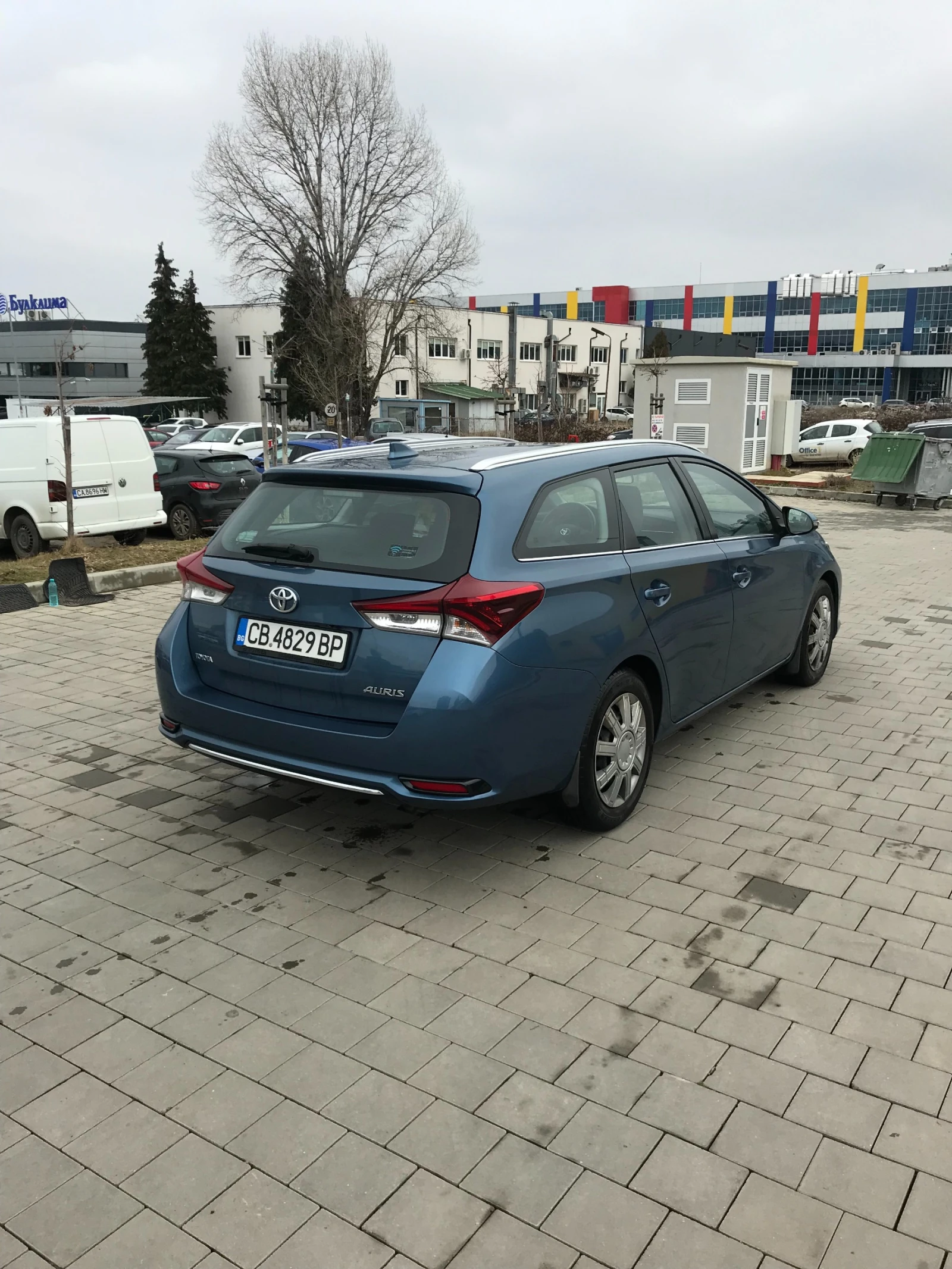 Toyota Auris  - изображение 3