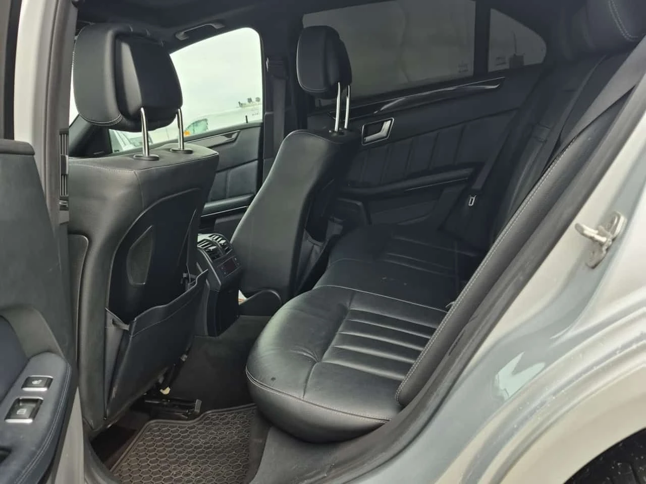 Mercedes-Benz E 500  | ОБДУХВАНЕ | CARFAX, снимка 13 - Автомобили и джипове - 53894133